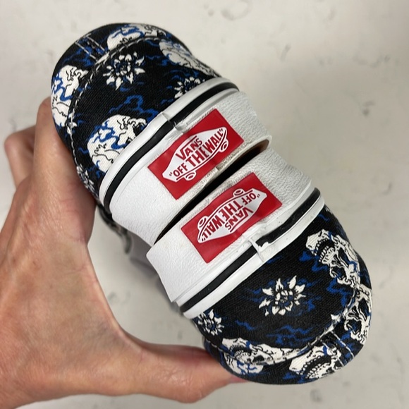 Vans Slip-Ons Flash Skulls Unisex Men’s 3.5 - Women’s 5 worn 4-5 times - Picture 5 of 16